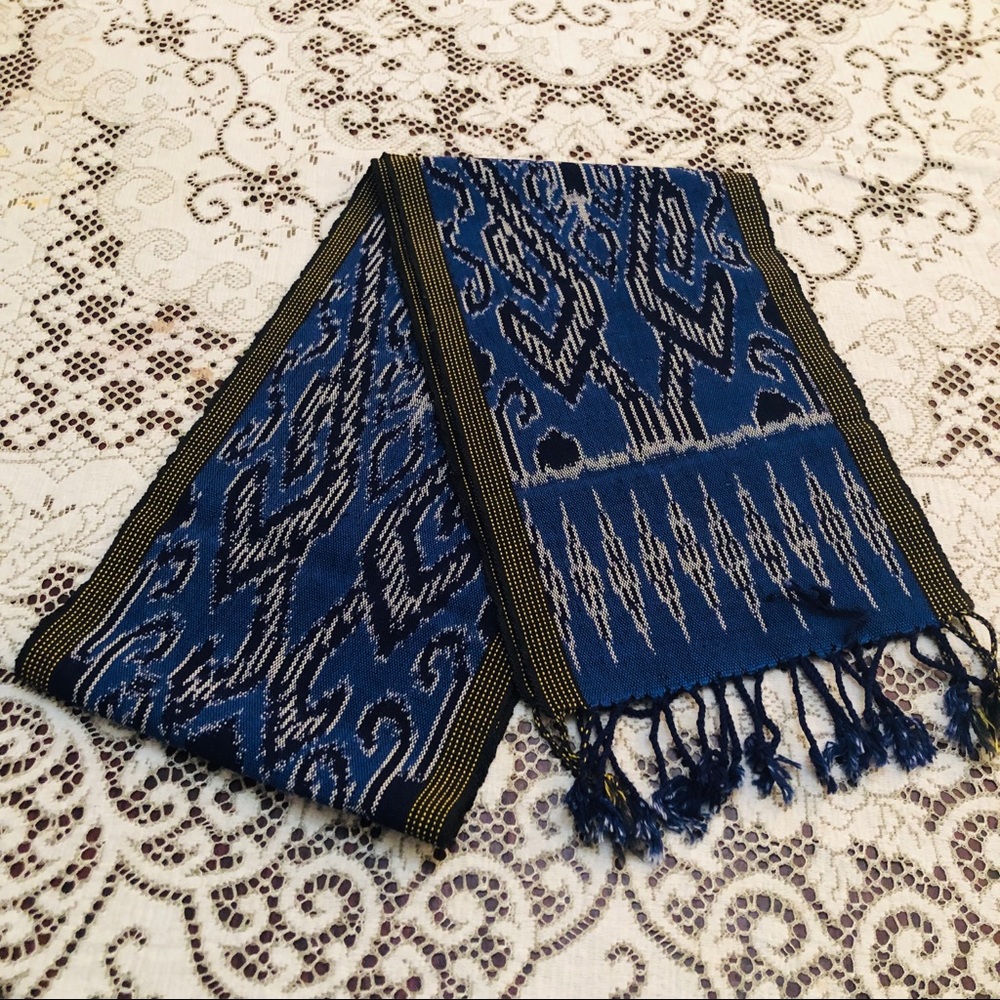 Indonesian Block Print Ikat Table Runner NWT